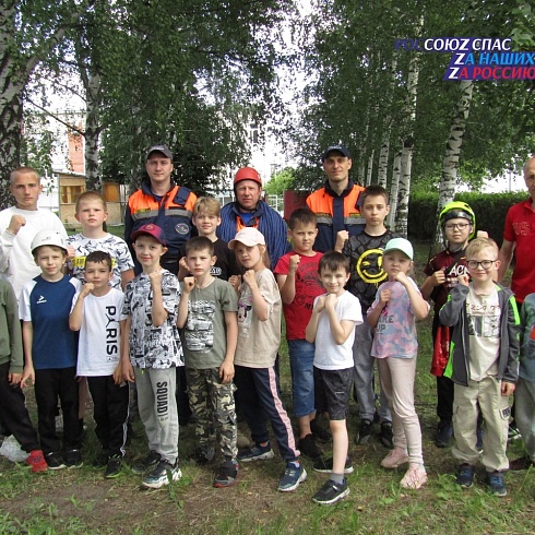 Воспитанники Федерации КУДО Республики Мордовия, участники летних Учебно-тренировочных сборов, провели весь день в расположении Мордовской аварийно-спасательной службы